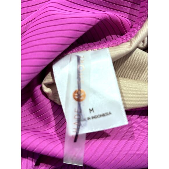 SHADE & SHORE Women's Ribbed Halter Cut-Out One Piece Swimsuit Sz M - Picture 6 of 7